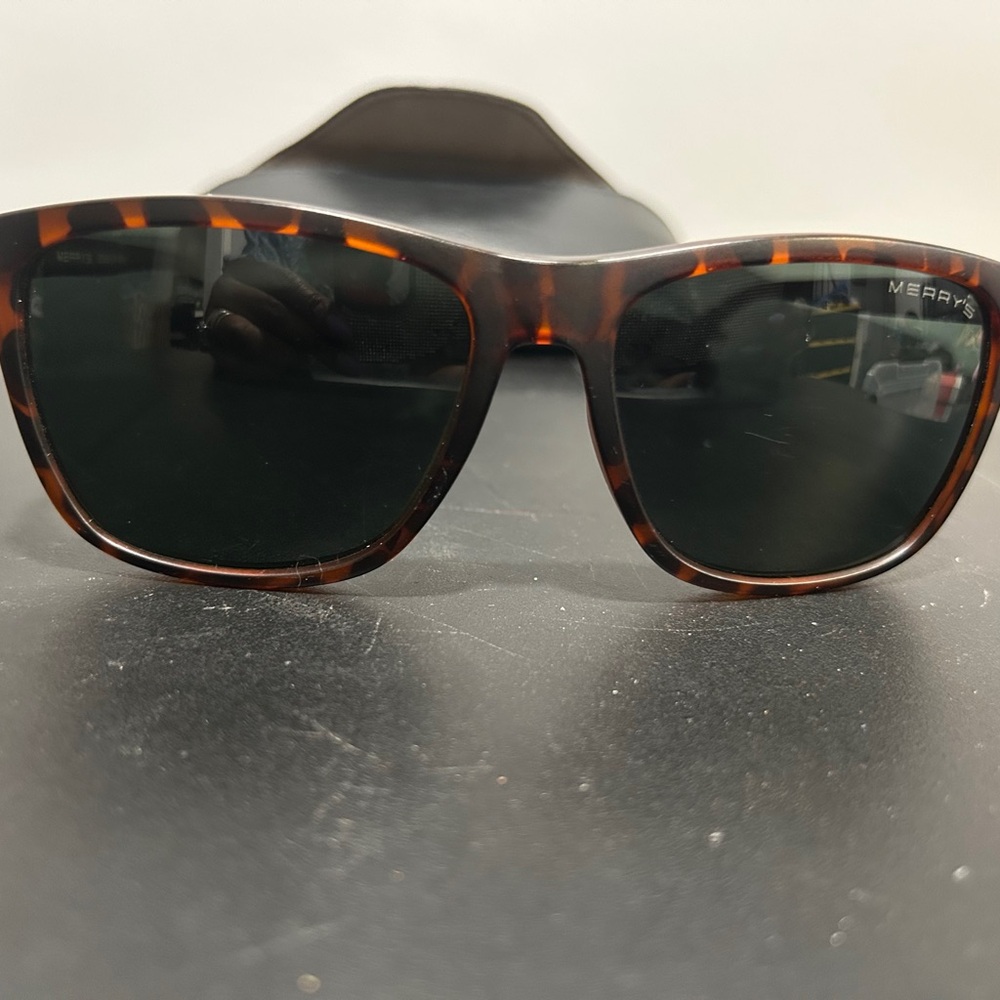 Merry’s Tortoise Shell Women's Sunglasses